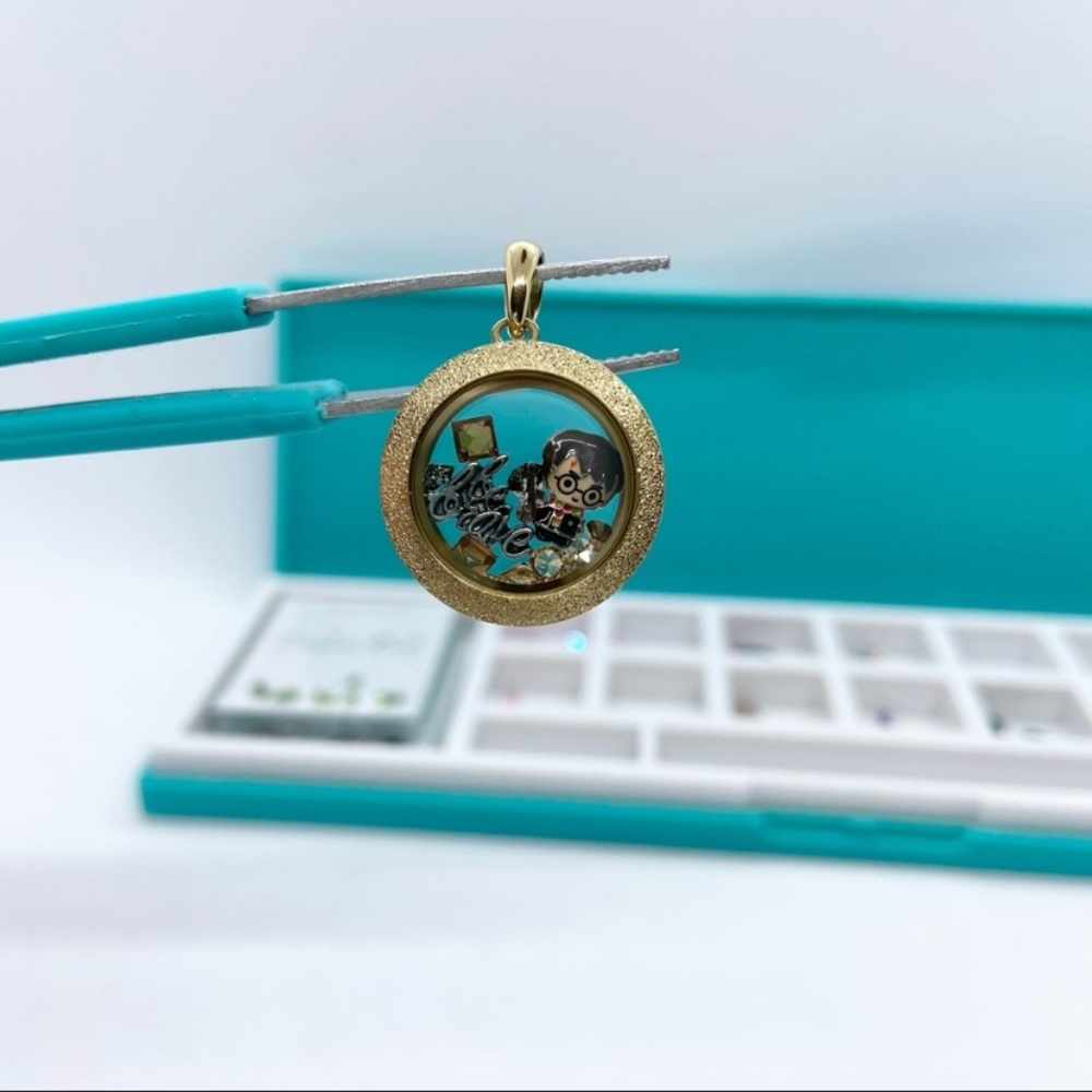 Origami Owl Mini Petite Gold Locket (LOCKET ONLY)